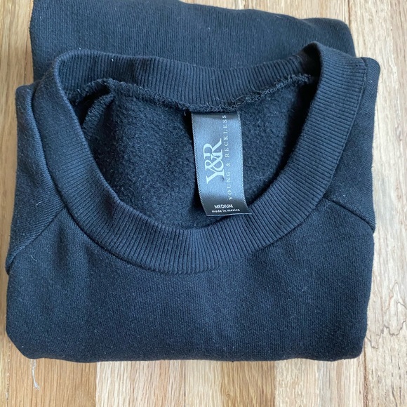 Y&R pull over - Picture 4 of 5